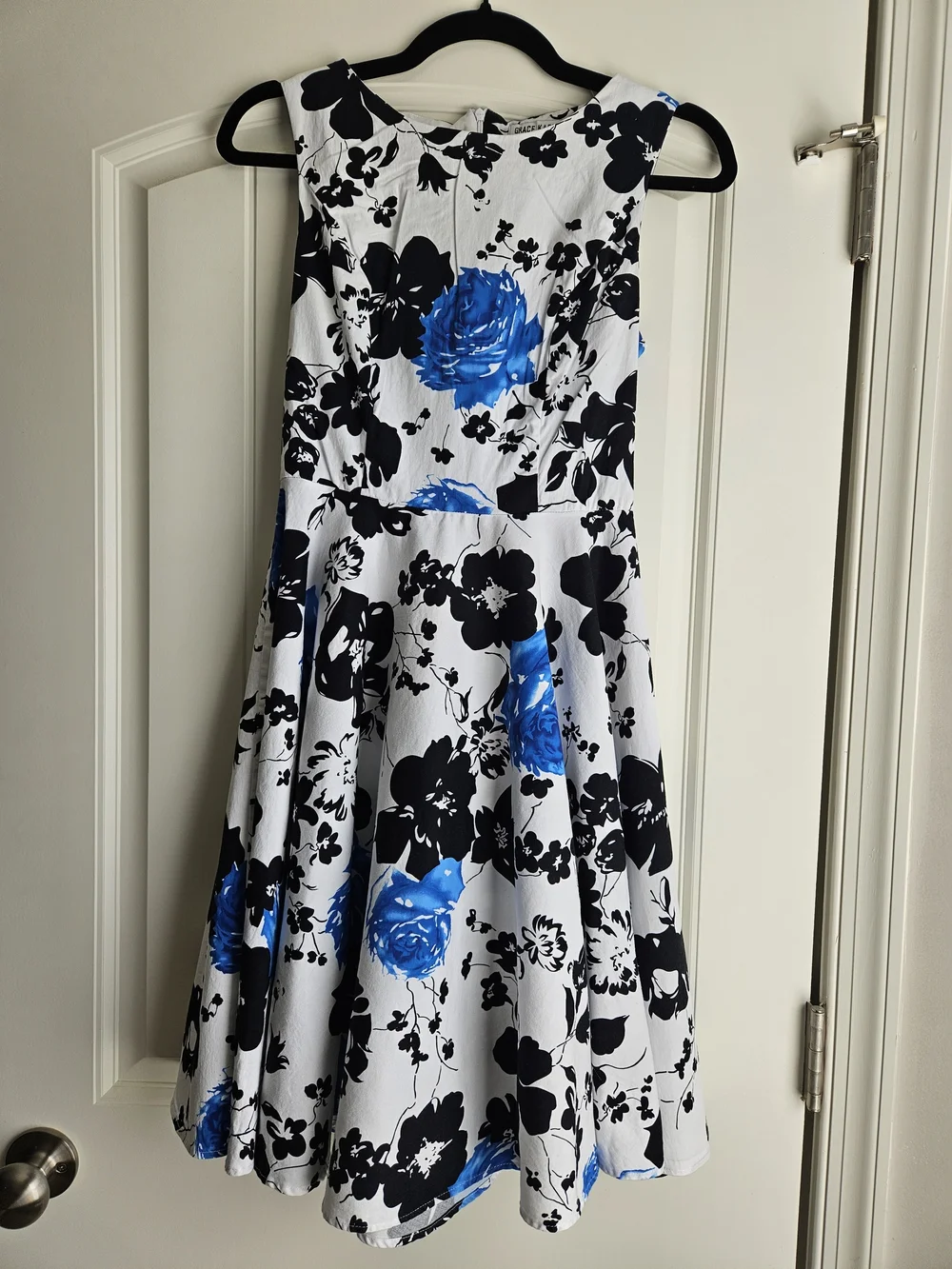 Grace Karin White Dress with Black Floral and Blue Rose Accents - Picture 1 of 5
